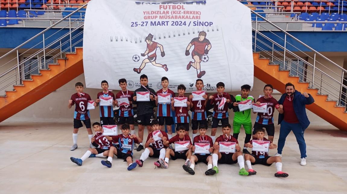  Yavruturna Ortaokulu'nun Yıldız Futbolcuları Sinop'ta Şampiyon